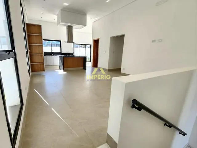 Casa com 300m² 3 quartos e 4 banheiros, à venda, no bairro Residencial Central Parque em Salto