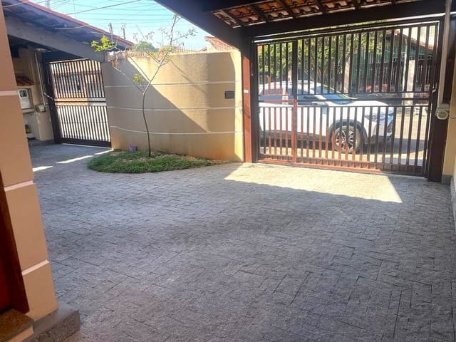 Foto do Casa - Casa com 3 dormitórios à venda, 184 m² por R$ 690.000,00 - Vila São Pedro - São José dos Campos/SP | INDEPENDENCE NEGOCIOS IMOBILIARIOS LTDA