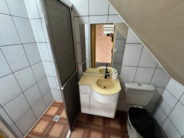 Casa 3 quartos e 4 banheiros, para alugar, no bairro Paraíso (Polvilho) em Cajamar