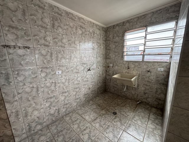 Casa 3 quartos e 4 banheiros, para alugar, no bairro Paraíso (Polvilho) em Cajamar