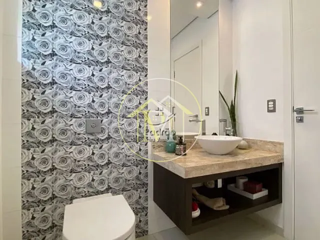 Casa com 360m² 4 quartos e 5 banheiros, à venda, no bairro Vossoroca em Sorocaba