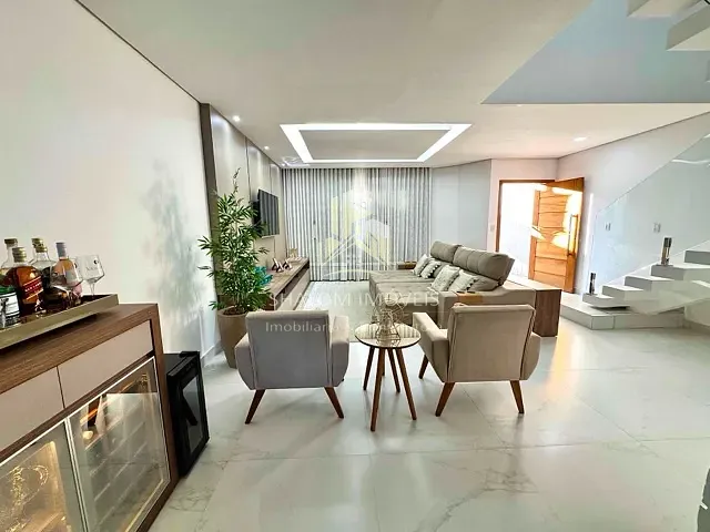 Casa 3 quartos e 3 banheiros, à venda, no bairro Parque Xangri-Lá em Contagem