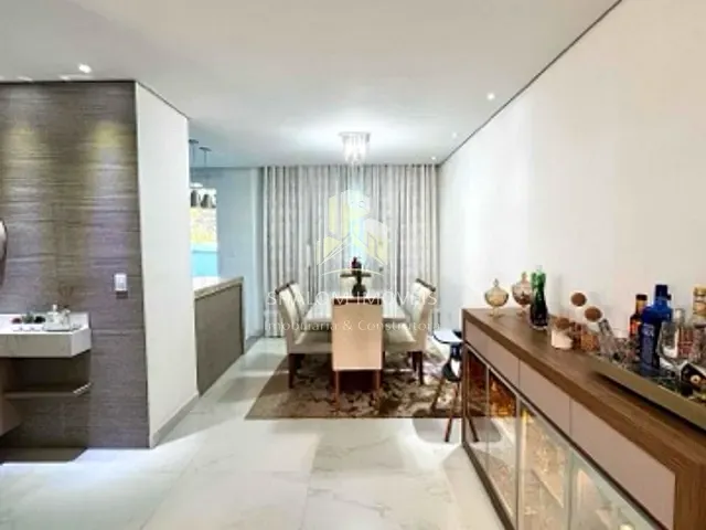 Casa 3 quartos e 3 banheiros, à venda, no bairro Parque Xangri-Lá em Contagem