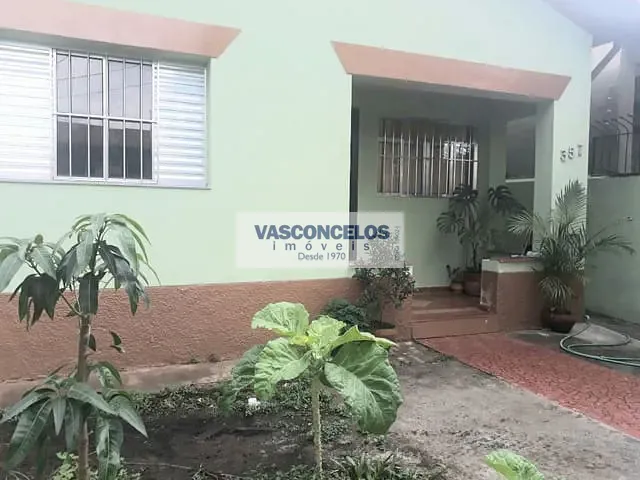Casa com 270m² 3 quartos e 1 banheiro, à venda, no bairro Jardim Bela Vista em São José dos Campos
