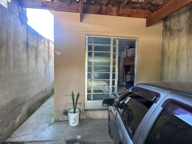 Casa com 300m² 3 quartos e 2 banheiros, à venda, no bairro Centro em Extrema