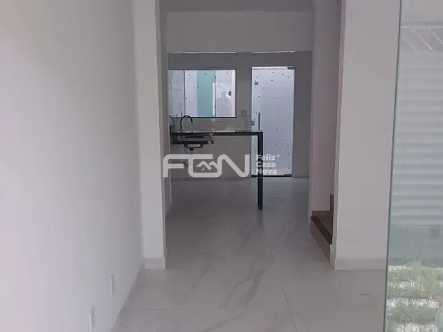 Casa 4 quartos e 3 banheiros, à venda, no bairro Vila Praiana em Lauro de Freitas