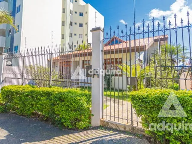 Casa 4 quartos e 5 banheiros, à venda, no bairro Estrela em Ponta Grossa