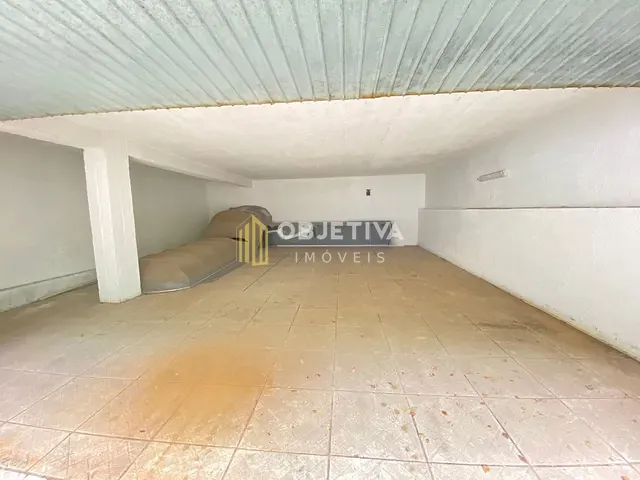 Casa com 300m², para alugar, no bairro Rio Branco em Porto Alegre