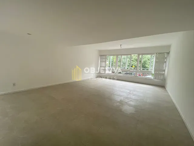 Casa com 300m², para alugar, no bairro Rio Branco em Porto Alegre
