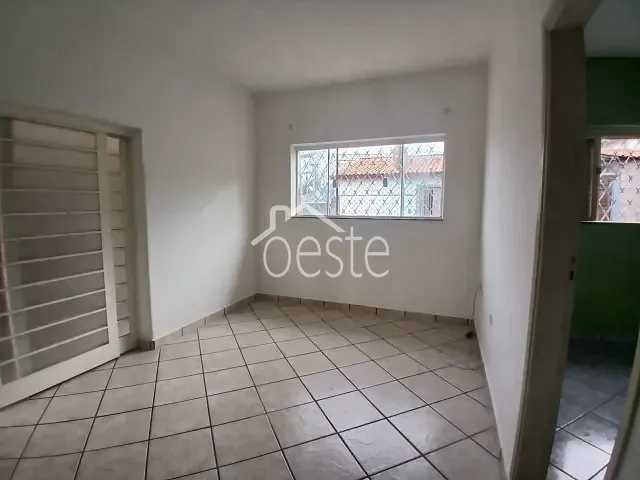 Casa com 150m² 3 quartos e 2 banheiros, à venda, no bairro Centro em Santa Bárbara D'Oeste