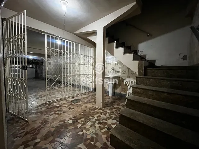 Casa com 270m² 3 quartos e 3 banheiros, para alugar, no bairro Barreto em Niterói