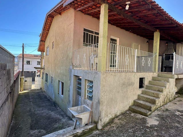 Casa com 242m² 4 quartos e 3 banheiros, à venda, no bairro Jardim Bela Vista em Extrema
