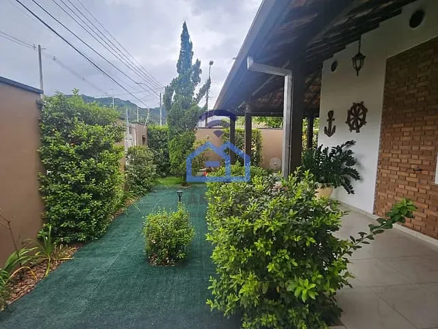 Casa com 407m² 5 quartos e 4 banheiros, à venda, no bairro Caputera em Caraguatatuba