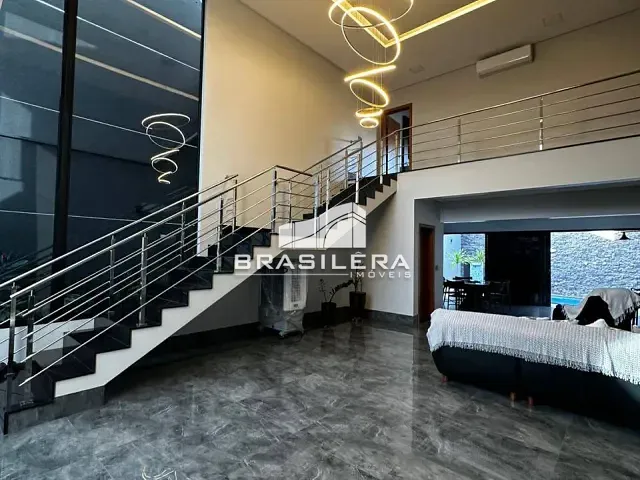 Casa com 320m² 4 quartos e 5 banheiros, à venda, no bairro Nova Suiça em Goiânia
