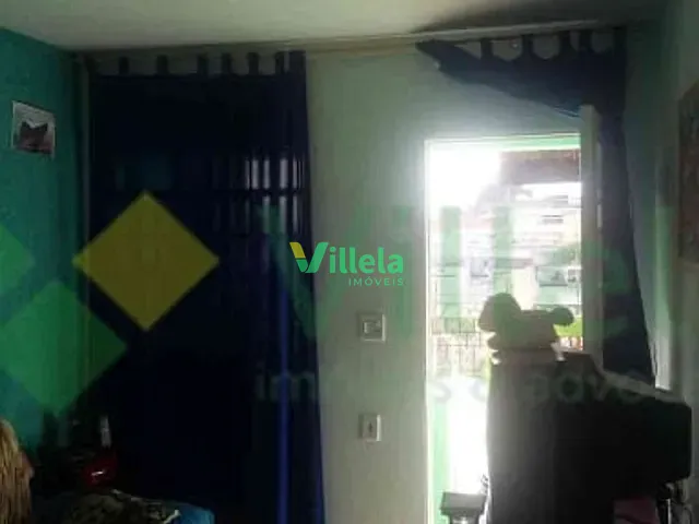 Casa à venda, no bairro Parque Recanto Mônica em Itaquaquecetuba