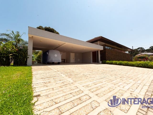 Casa com 2000m² 4 quartos e 10 banheiros, à venda, no bairro Santa Felicidade em Curitiba
