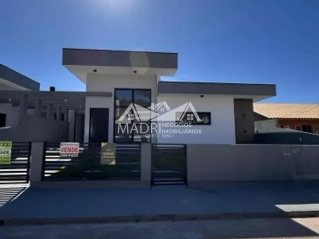 Casa 3 quartos e 2 banheiros, à venda, no bairro Ipiranga em São José