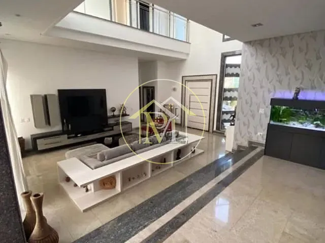 Casa com 760m² 6 quartos e 8 banheiros, à venda, no bairro Vossoroca em Sorocaba