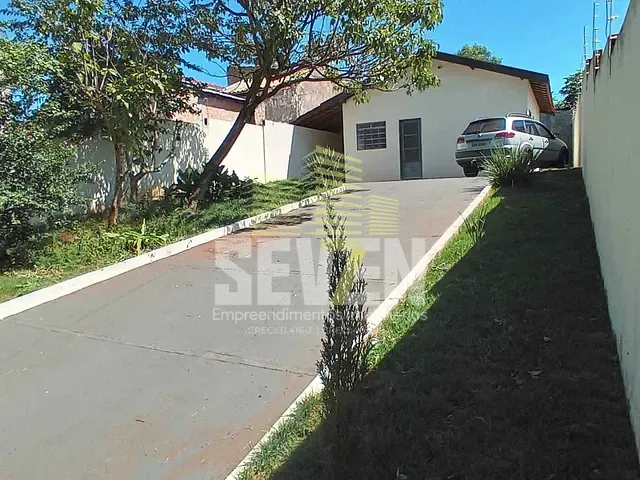 Casa com 340m², à venda, no bairro Residencial Jardim Jussara em Bauru
