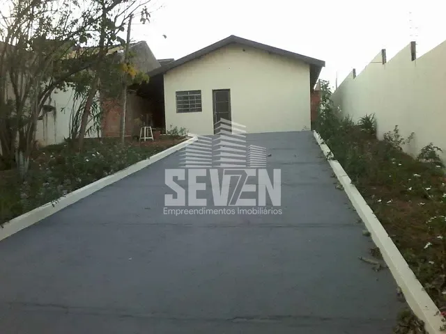 Casa com 340m², à venda, no bairro Residencial Jardim Jussara em Bauru