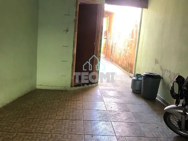 Casa com 154m² 2 quartos e 3 banheiros, à venda, no bairro Jardim Continental em Taubaté