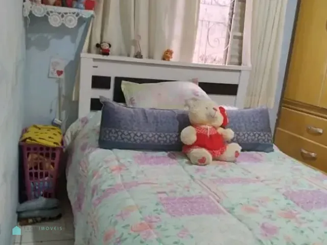 Casa com 318m² 3 quartos e 1 banheiro, à venda, no bairro Vila Yara em São Paulo