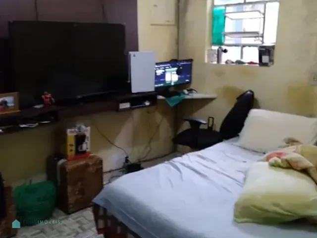 Casa com 318m² 3 quartos e 1 banheiro, à venda, no bairro Vila Yara em São Paulo