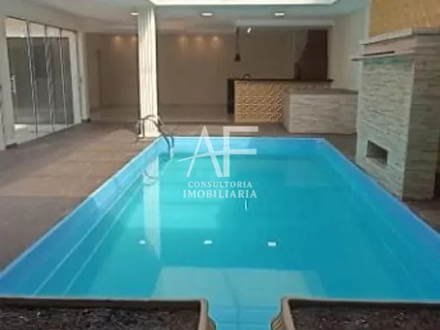 Casa com 477m² 3 quartos e 3 banheiros, à venda, no bairro Vila Areao em Taubaté