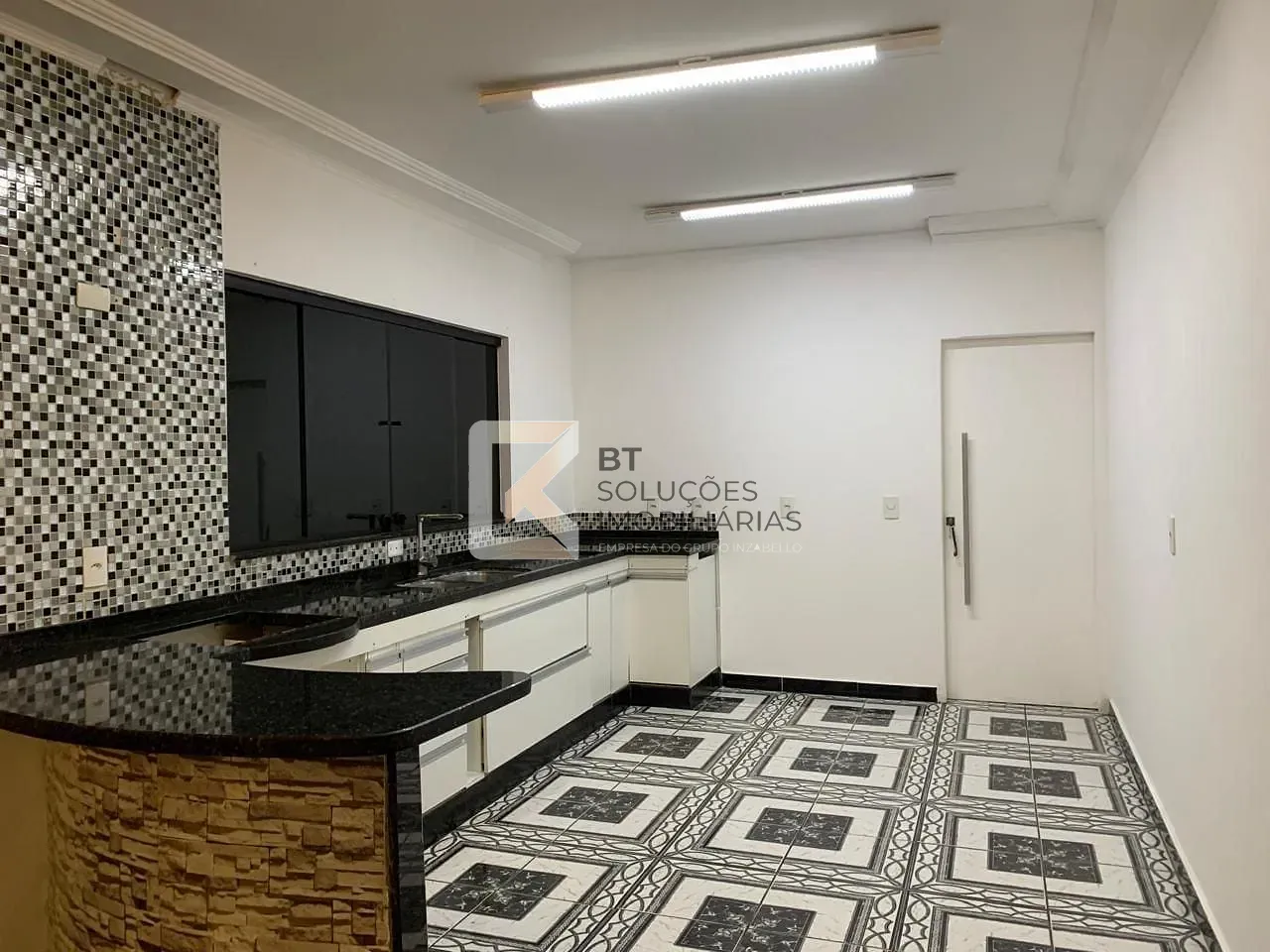 Casa, 3 quartos, 192 m² - Foto 3