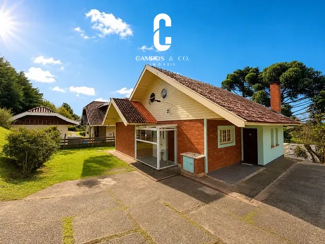Casa com 648m² 3 quartos e 3 banheiros, à venda, no bairro Vila Inglesa em Campos do Jordão