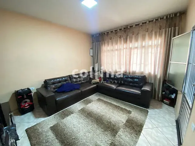 Casa com 160m² 2 quartos e 1 banheiro, à venda, no bairro Pestana em Osasco