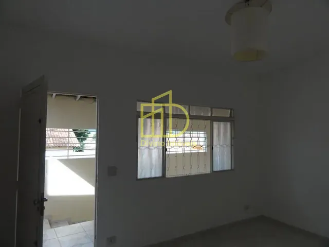 Casa 3 quartos e 2 banheiros, à venda, no bairro Centro em Capela do Alto