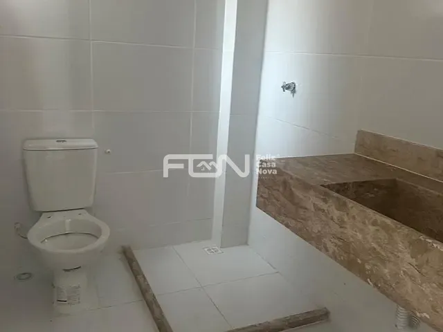 Casa 2 quartos e 2 banheiros, à venda, no bairro CATU de (Abrantes) em Camaçari