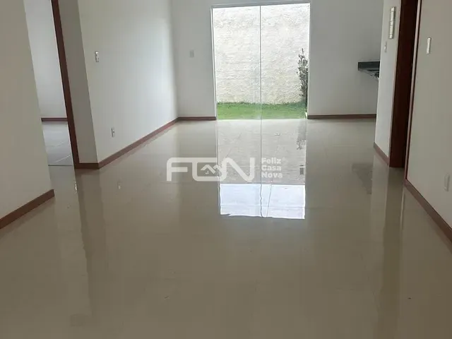 Casa 2 quartos e 2 banheiros, à venda, no bairro CATU de (Abrantes) em Camaçari