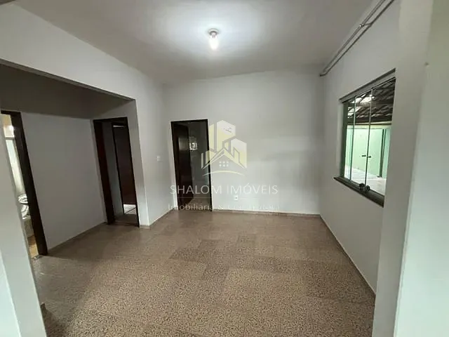 Casa 3 quartos e 2 banheiros, à venda, no bairro Pedra Azul em Contagem