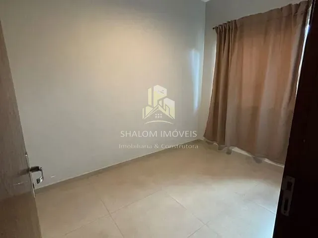 Casa 3 quartos e 2 banheiros, à venda, no bairro Pedra Azul em Contagem