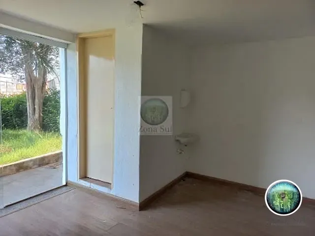 Casa com 350m² 6 quartos e 3 banheiros, à venda, no bairro Jardim Faculdade em Sorocaba