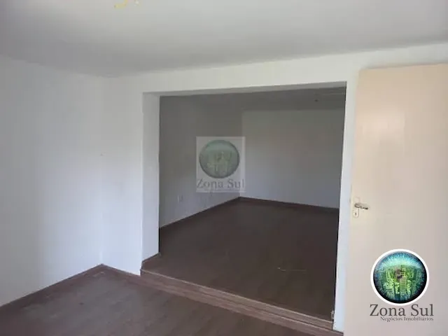 Casa com 350m² 6 quartos e 3 banheiros, à venda, no bairro Jardim Faculdade em Sorocaba