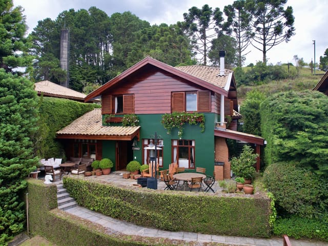Foto do Casa - 🏡 Casa à Venda no Condomínio Green Hills – Campos do Jordão | Lazer Completo e Segurança 24h | Campos & Co. Imóveis