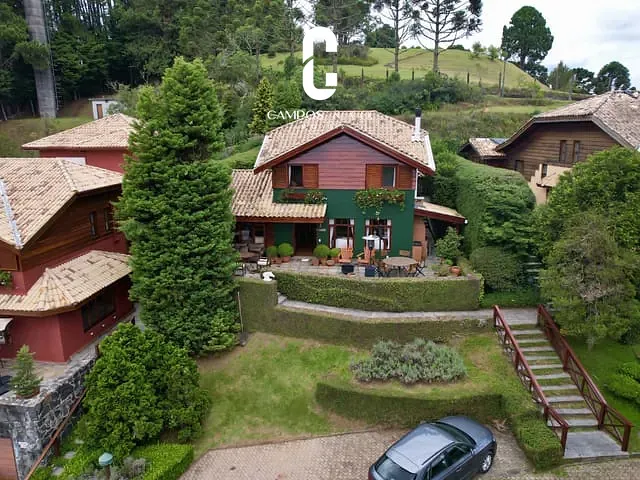 Casa 4 quartos e 3 banheiros, à venda, no bairro Parque Aquarela em Campos Do Jordão