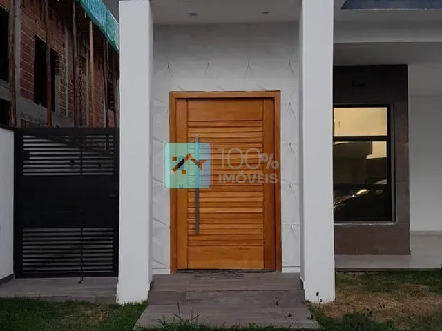 Casa com 300m² 3 quartos e 2 banheiros, à venda, no bairro Parque Residencial Maria Elmira em Caçapava