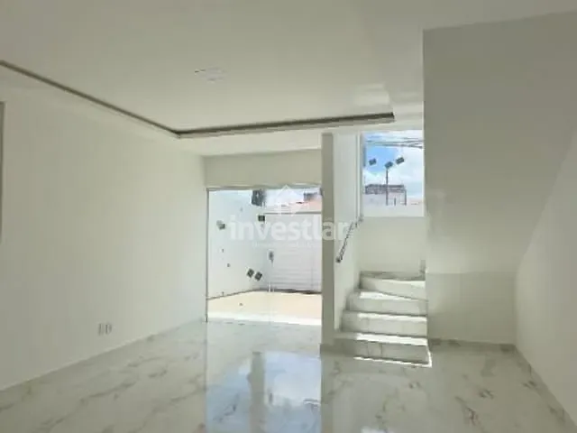Casa 3 quartos e 1 banheiro, à venda, no bairro Centenário em Campina Grande