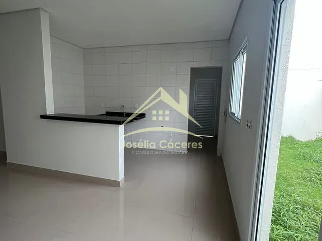 Casa com 173m² 3 quartos e 2 banheiros, à venda, no bairro Glória em Várzea Grande