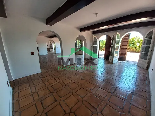Casa com 704m² 4 quartos e 2 banheiros, à venda ou para alugar, no bairro Fazenda Morumbi em São Paulo
