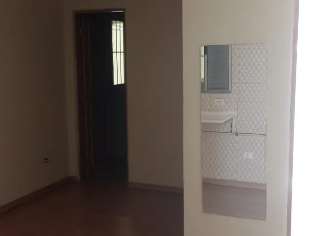 Casa com 35m² 1 quarto e 1 banheiro, para alugar, no bairro Jardim Santa Josefina em São Paulo