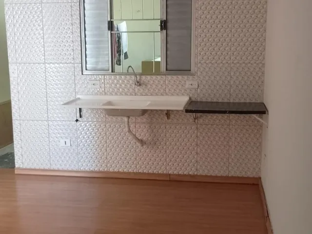 Casa com 35m² 1 quarto e 1 banheiro, para alugar, no bairro Jardim Santa Josefina em São Paulo