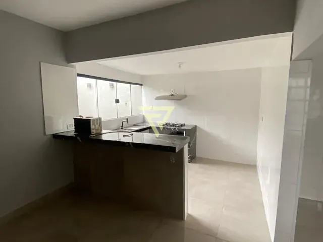 Casa 2 quartos e 1 banheiro, para alugar, no bairro Ipiranga em Ribeirão Preto