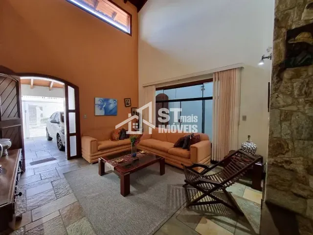 Casa com 1012m² 4 quartos e 7 banheiros, à venda, no bairro Centro em Andradas