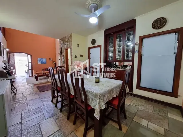 Casa com 1012m² 4 quartos e 7 banheiros, à venda, no bairro Centro em Andradas