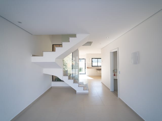 Casa com 150m² 3 quartos e 3 banheiros, à venda, no bairro Centro em Cajamar